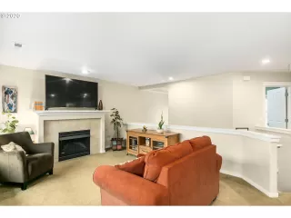 Photo #1: 20258117 Listing