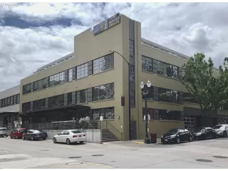 Photo #1: 20258146 Listing