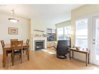 Photo #1: 20258743 Listing 