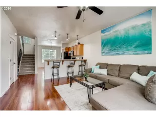 Photo #1: 20258744 Listing 