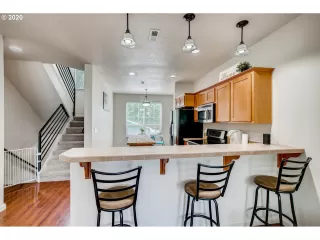 Photo #4: 20258744 Listing 