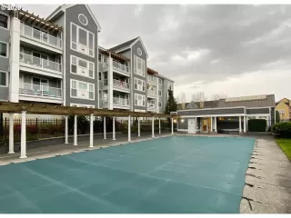 Photo #4: 20260161 Listing 