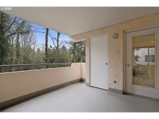 Photo #6: 20260421 Listing