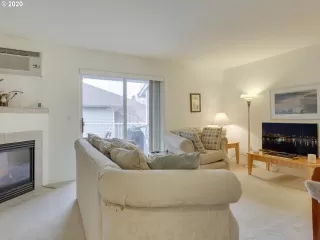 Photo #3: 20260638 Listing