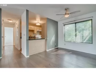 Photo #3: 20261353 Listing