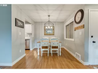 Photo #2: 20262031 Listing