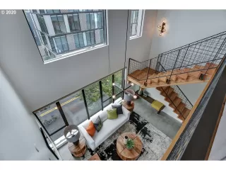 Photo #5: 20262559 Listing