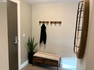 Photo #4: 20262749 Listing