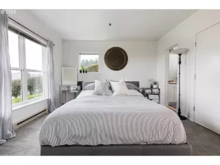 Photo #5: 20263215 Listing 