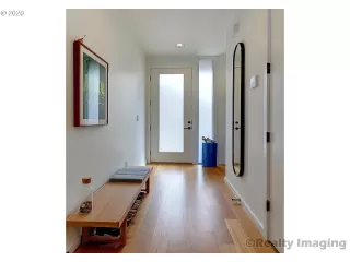 Photo #1: 20263287 Listing