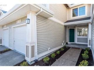 Photo #4: 20263423 Listing