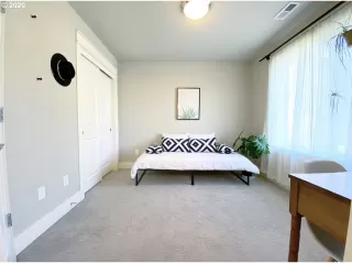 Photo #6: 20264126 Listing