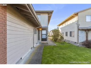 Photo #2: 20265108 Listing