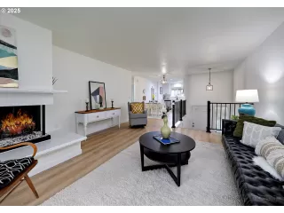 Photo #2: 202661788 Listing