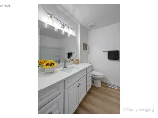 Photo #6: 202661788 Listing