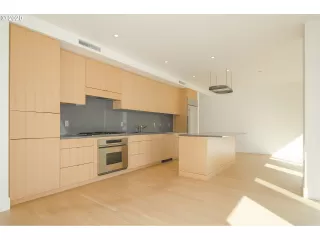 Photo #3: 20269408 Listing