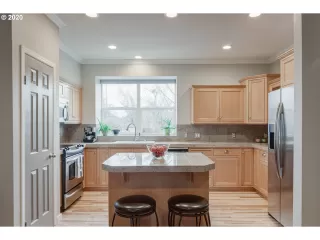 Photo #1: 20269595 Listing