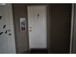 More Details about MLS # 20269606 : 3317 SE 122ND AVE #5