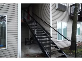 Photo #1: 20269606 Listing