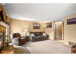 Photo #1: 20270346 Listing