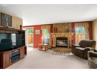 Photo #2: 20270346 Listing