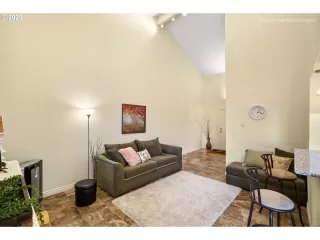 Photo #3: 20270729 Listing