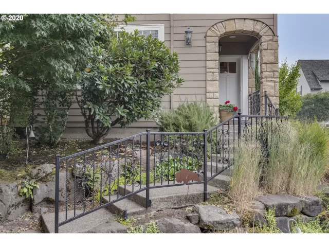 MLS: 20272044 Condo For Sale