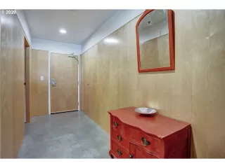 Photo #2: 20272587 Listing