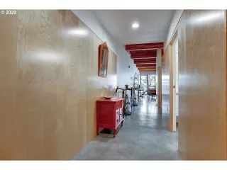 Photo #3: 20272587 Listing