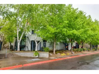 Photo #2: 20275741 Listing 