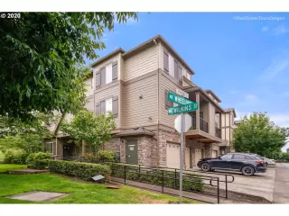 Photo #1: 20276258 Listing