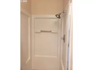 Photo #2: 20276288 Listing