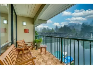 Photo #1: 20276535 Listing