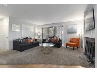 Photo #6: 20276846 Listing 