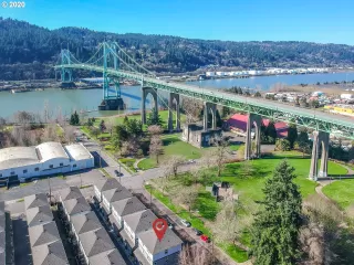 Photo #1: 20276916 Listing