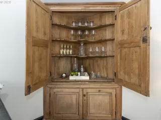 Photo #5: 20276916 Listing