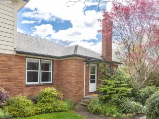 Photo #6: 20277815 Listing