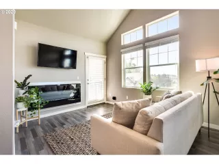 Photo #5: 20278024 Listing 