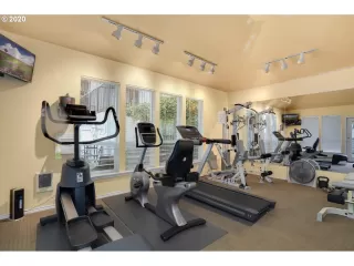 Photo #3: 20279535 Listing