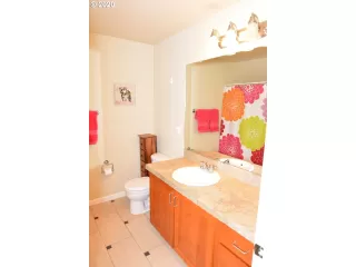 Photo #5: 20280506 Listing