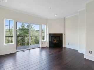 Photo #4: 20281403 Listing 
