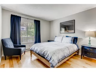 Photo #6: 20281423 Listing