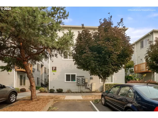 MLS: 20282291 Condo For Sale