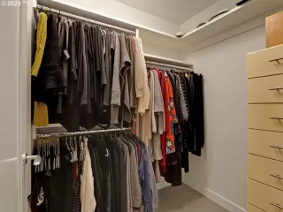 Photo #3: 20282358 Listing