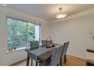 Photo #1: 20283618 Listing