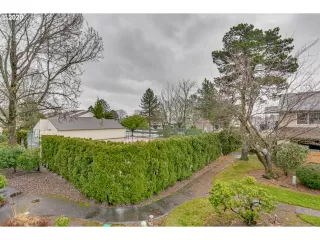 Photo #2: 20284269 Listing