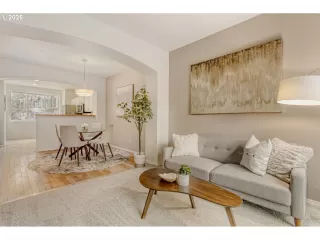 Photo #4: 202843259 Listing 