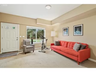 Photo #6: 20285125 Listing 