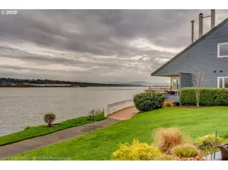 Photo #2: 20285136 Listing