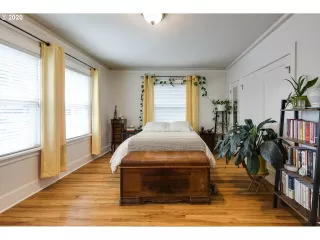 Photo #2: 20285215 Listing